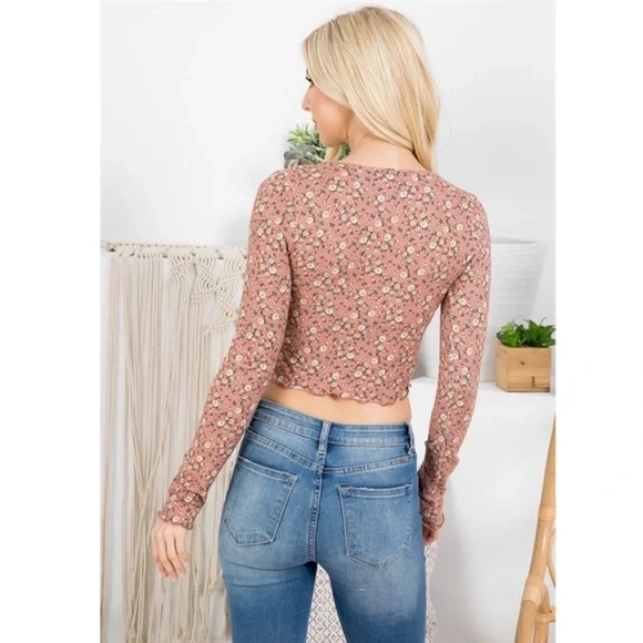 Flirty Long Sleeve Button Up Floral Mauve Crop Top - Picture 3 of 16